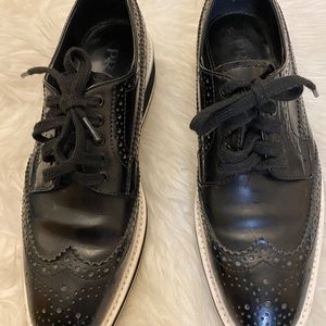 Prada Patent Leather Oxfords Size 7 Black